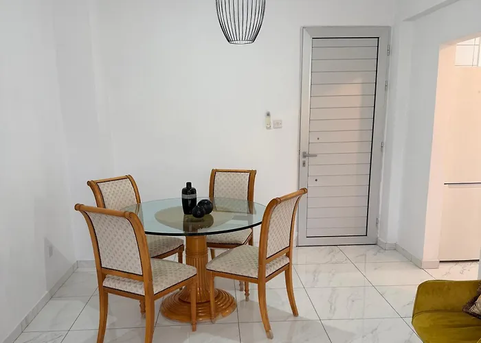 Marinas Harbour Court 206 * Pafos