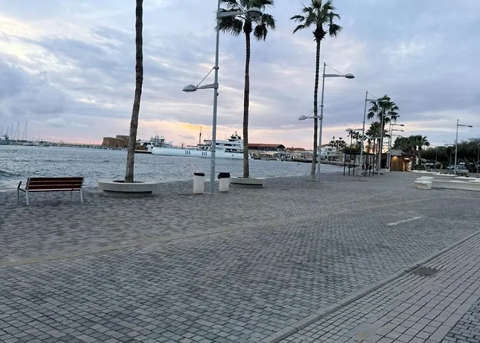 Marinas Harbour Court 206 Pafos