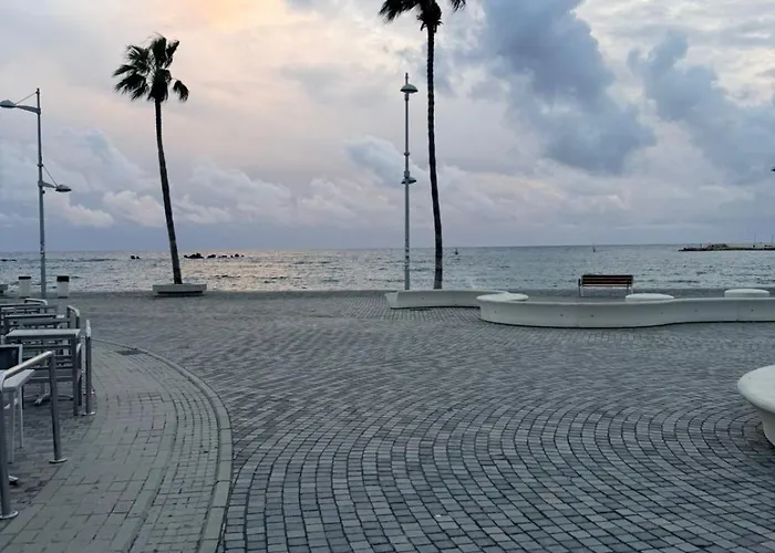 Daire Marinas Harbour Court 206 *