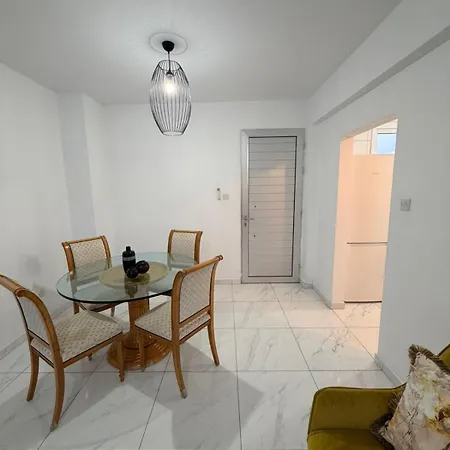 公寓 Signature Marinas Harbour Court 206 Paphos