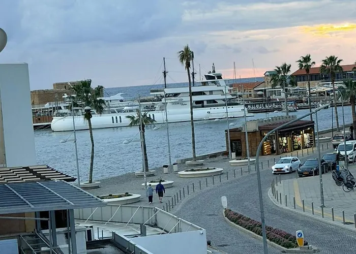 Apartmán Marinas Harbour Court 206 *