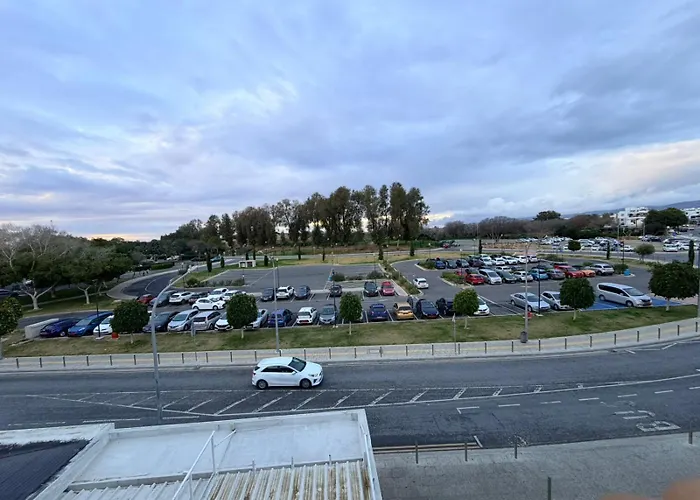 Marinas Harbour Court 206