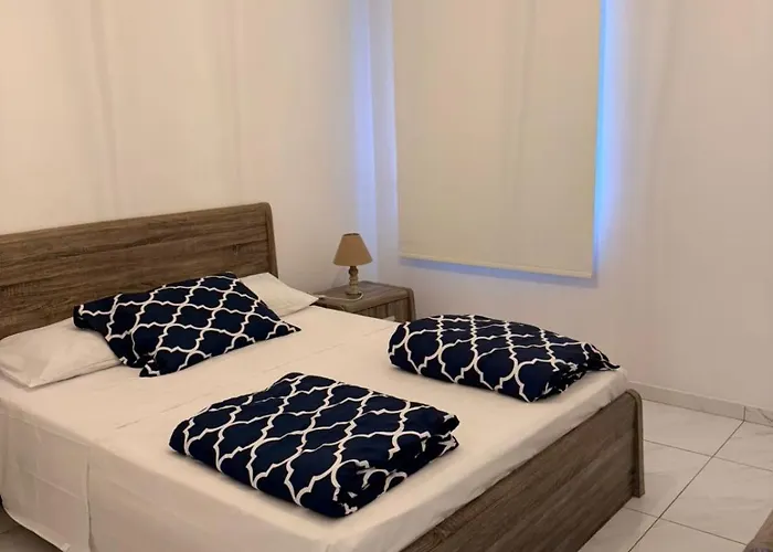 Apartment Marinas Harbour Court 206 *