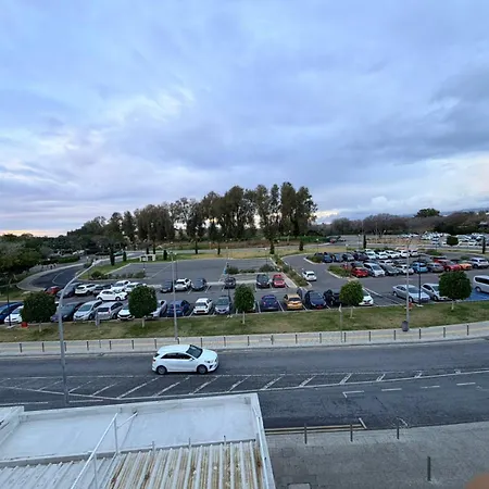 Marinas Harbour Court 206