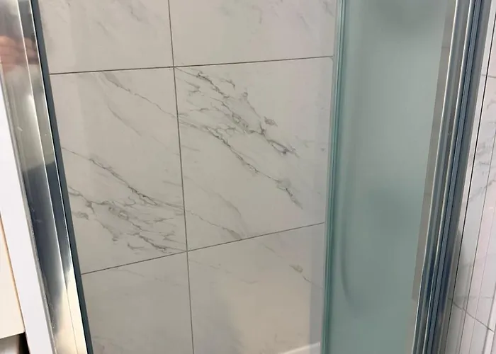 Marinas Harbour Court 206